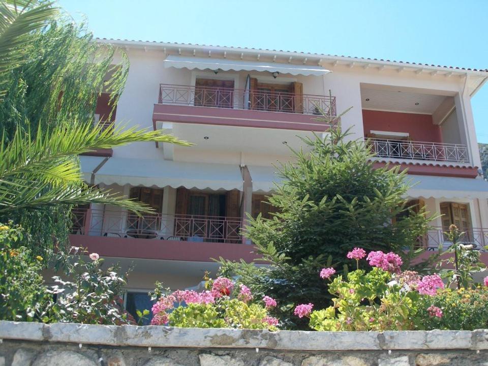 Christianna Studios Nikiana Exterior foto