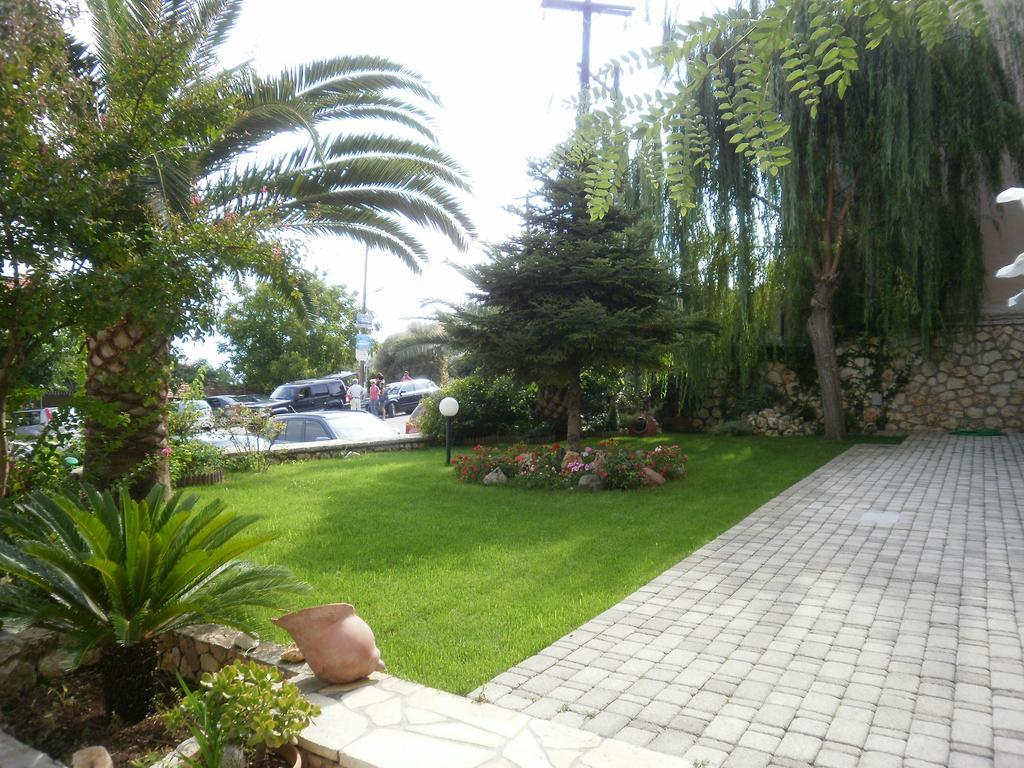 Christianna Studios Nikiana Exterior foto